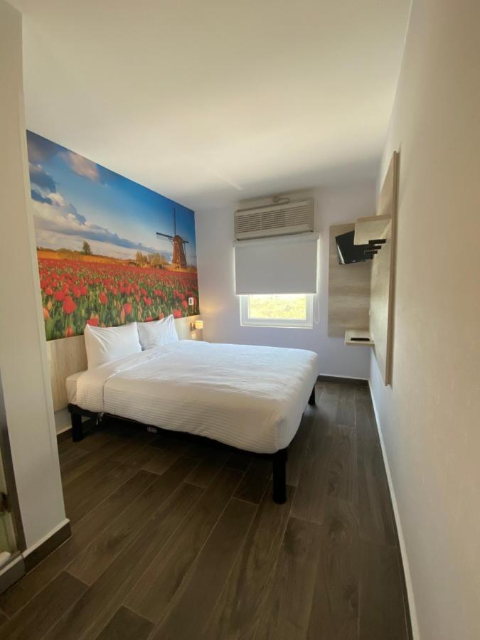 Hi! Monterrey Aeropuerto Hotel Apodaca Ngoại thất bức ảnh